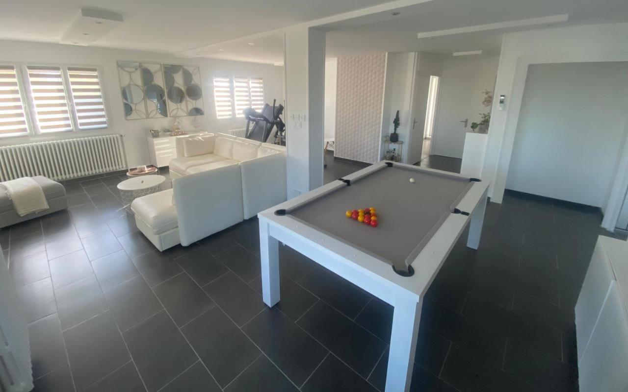 Chambre Dans Logement Partage Chez L Habitant Avec Piscine De 1 A 3 Chambres Grieges 외부 사진